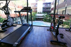 Lägenhet - 1 kingsize-säng - utsikt mot trädgården (Palmares A04- 1Bedroom exquisite) | Fitnesscenter