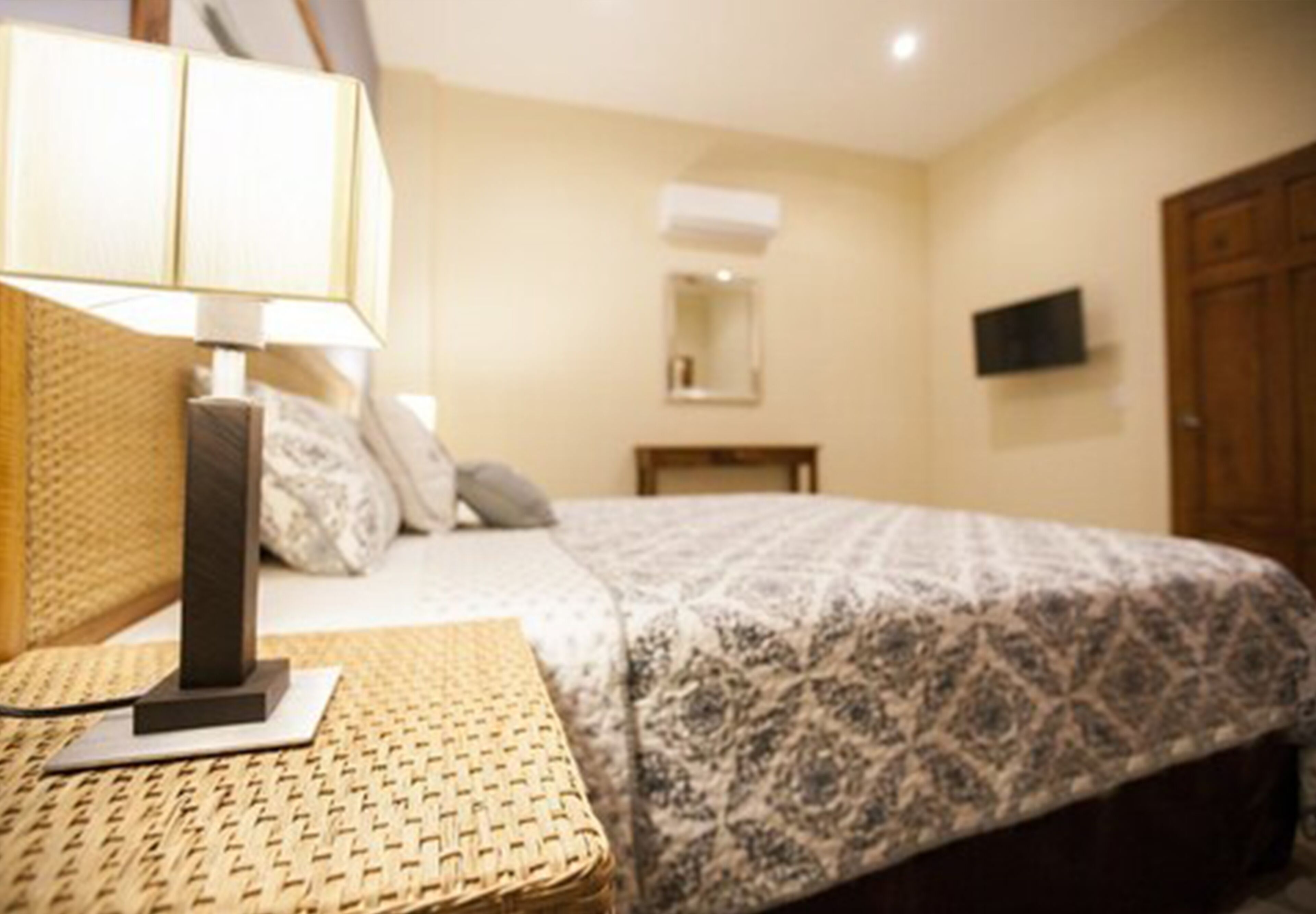 egyptian cotton sheets, premium bedding, pillow-top beds