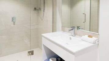 Shower, free toiletries, hair dryer, towels