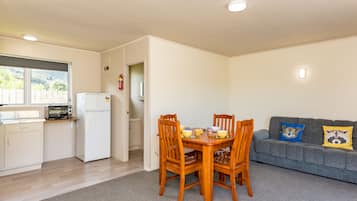Basic Apartment, 2 Bedrooms | Private kitchenette | Full-size fridge, microwave, oven, stovetop