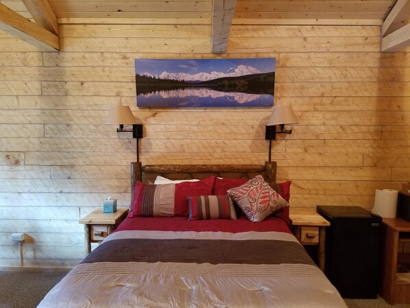 Deluxe Cabin, 2 Queen Beds, Refrigerator & Microwave | Premium bedding, blackout drapes, free cribs/infant beds, free WiFi