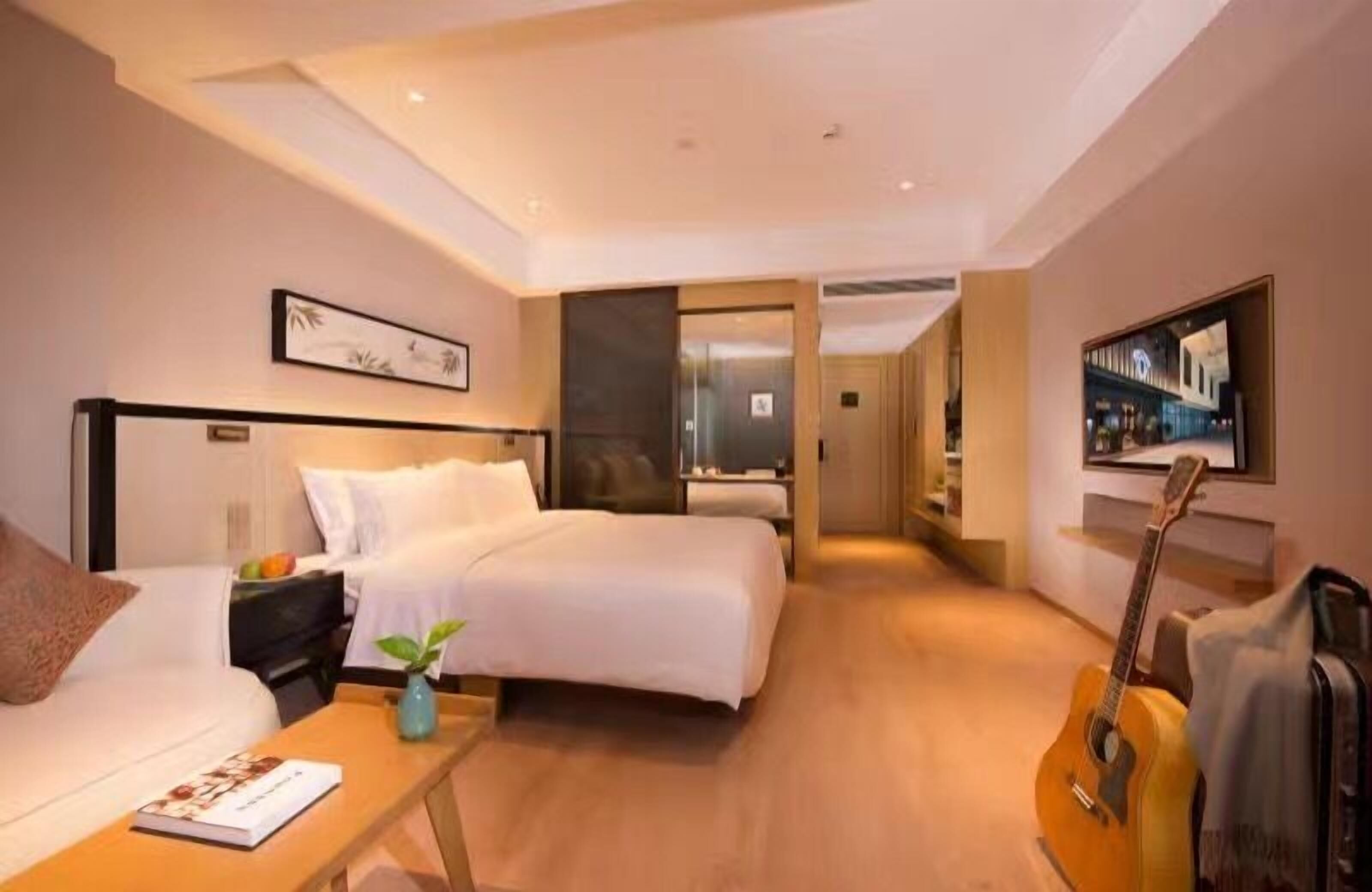 Minibar, Schreibtisch, Verdunkelungsvorhänge, Bügeleisen/Bügelbrett