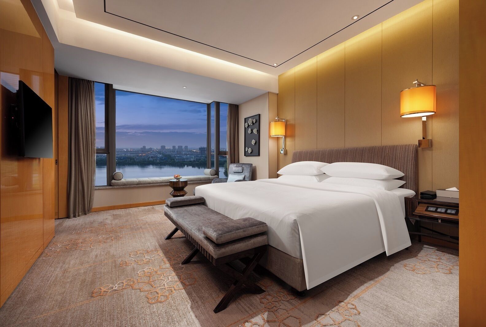 Suite Deluxe | Roba de llit d'alta qualitat, cobrellits i minibar 