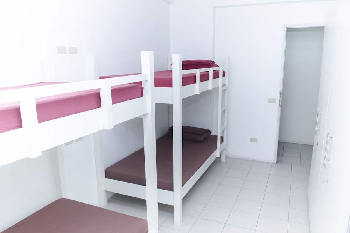 Free WiFi, bed sheets
