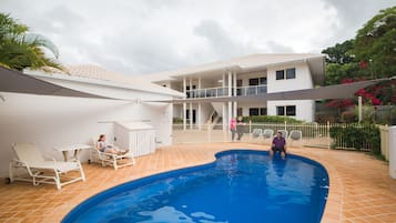 Outdoor pool, pool loungers