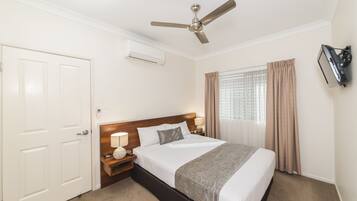 Premium bedding, desk, soundproofing, iron/ironing board