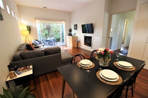 Healesville House | Living area | Smart TV, fireplace, Netflix, iPod dock