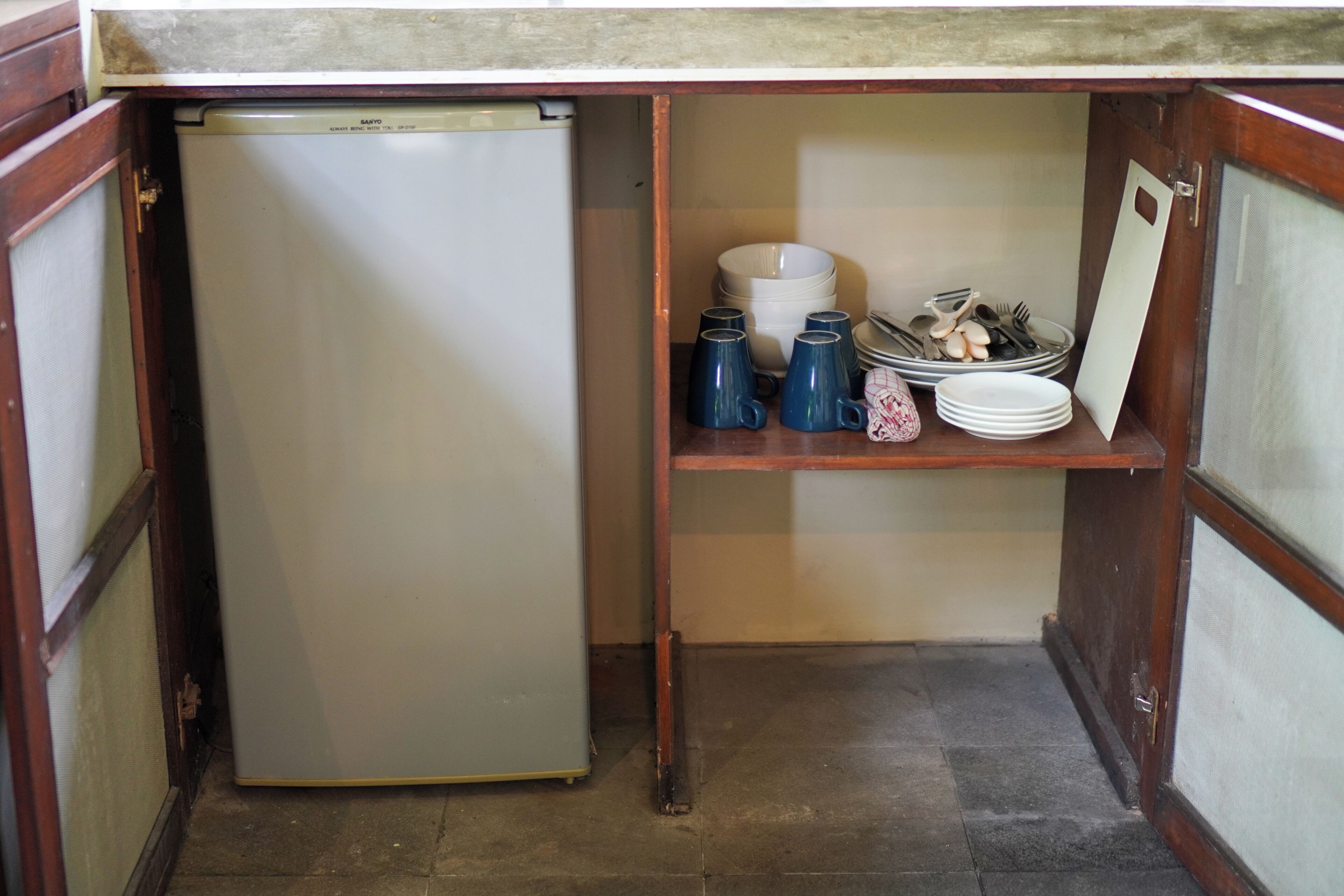 Quarto família | Cozinha privada | Geladeira, cooktop, talheres/pratos/utensílios de cozinha