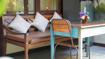 Family Room | Exterior