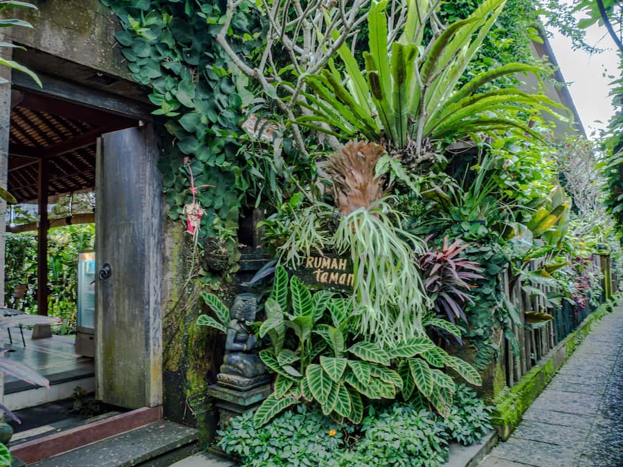 Entrada da propriedade