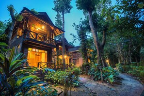 Exterior - Art's Riverview Lodge (Phanom)