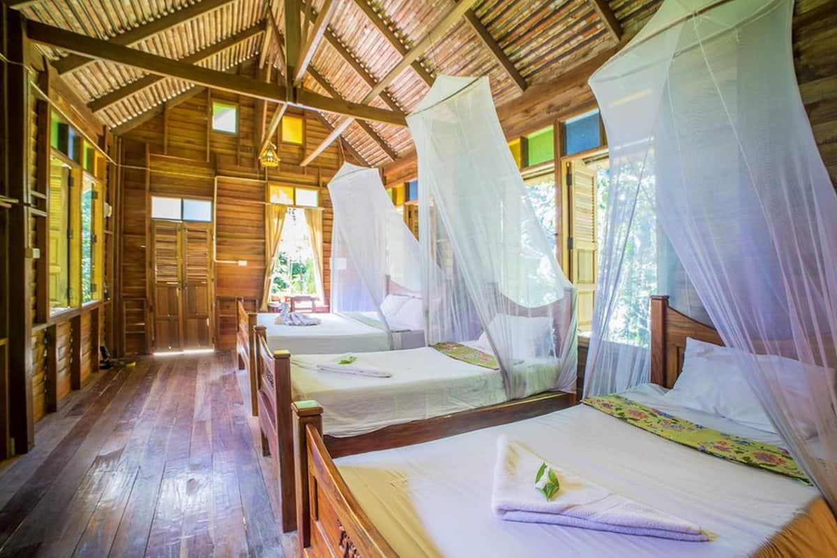 family river | hypo-allergenic bedding, in-room safe, desk, bed sheets