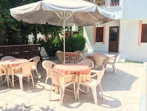 Outdoor dining - Flower Villa Apart (Kemer)
