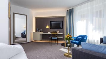 Deluxe Double Room, 1 Bedroom | 1 bedroom, premium bedding, minibar, in-room safe