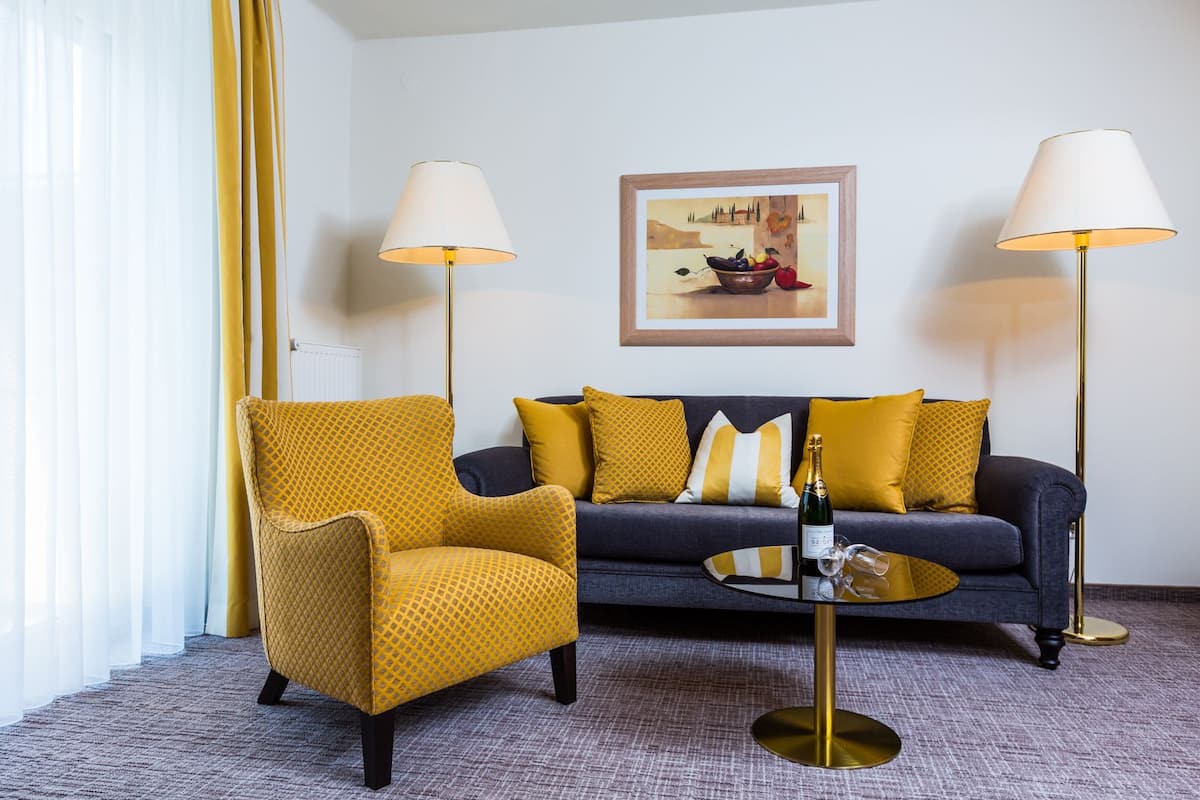 1 sovrum, sängtillbehör av högsta kvalitet och minibar