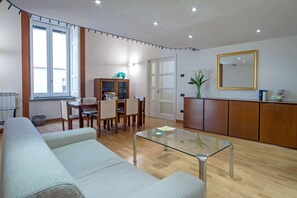 House, 2 Bedrooms | Living area