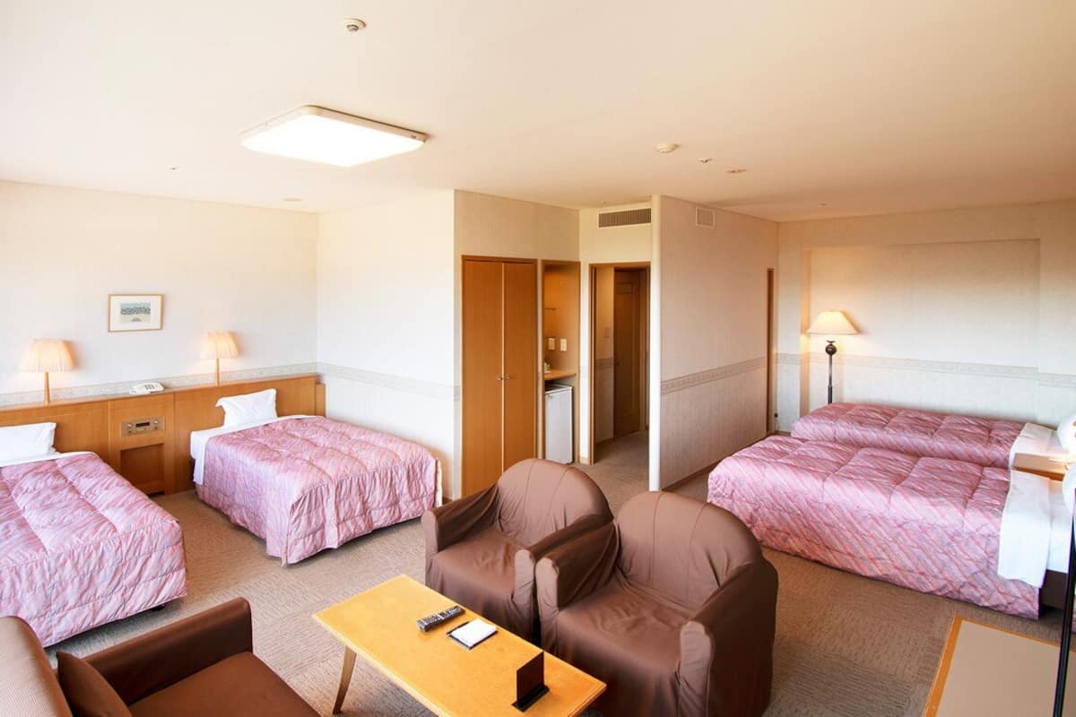 In-room safe, desk, blackout curtains, free WiFi