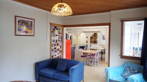 Living area - Centabay Lodge - Hostel (Paihia)