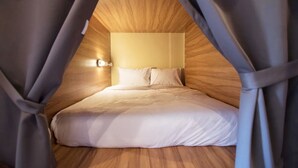 Unclassified image, 2 of 26, button - Fin Hostel Co Working (Karon)