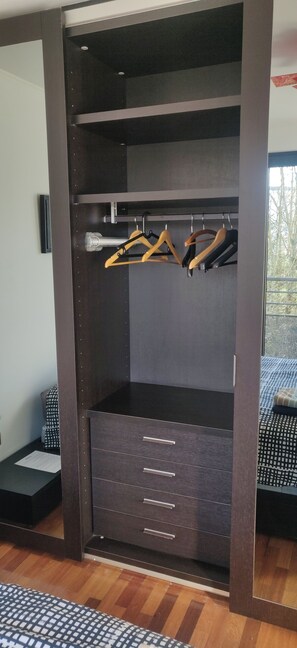2 bedrooms, premium bedding, down duvets, memory-foam beds - Rooftop Luxembourg Ville (Luxembourg City)
