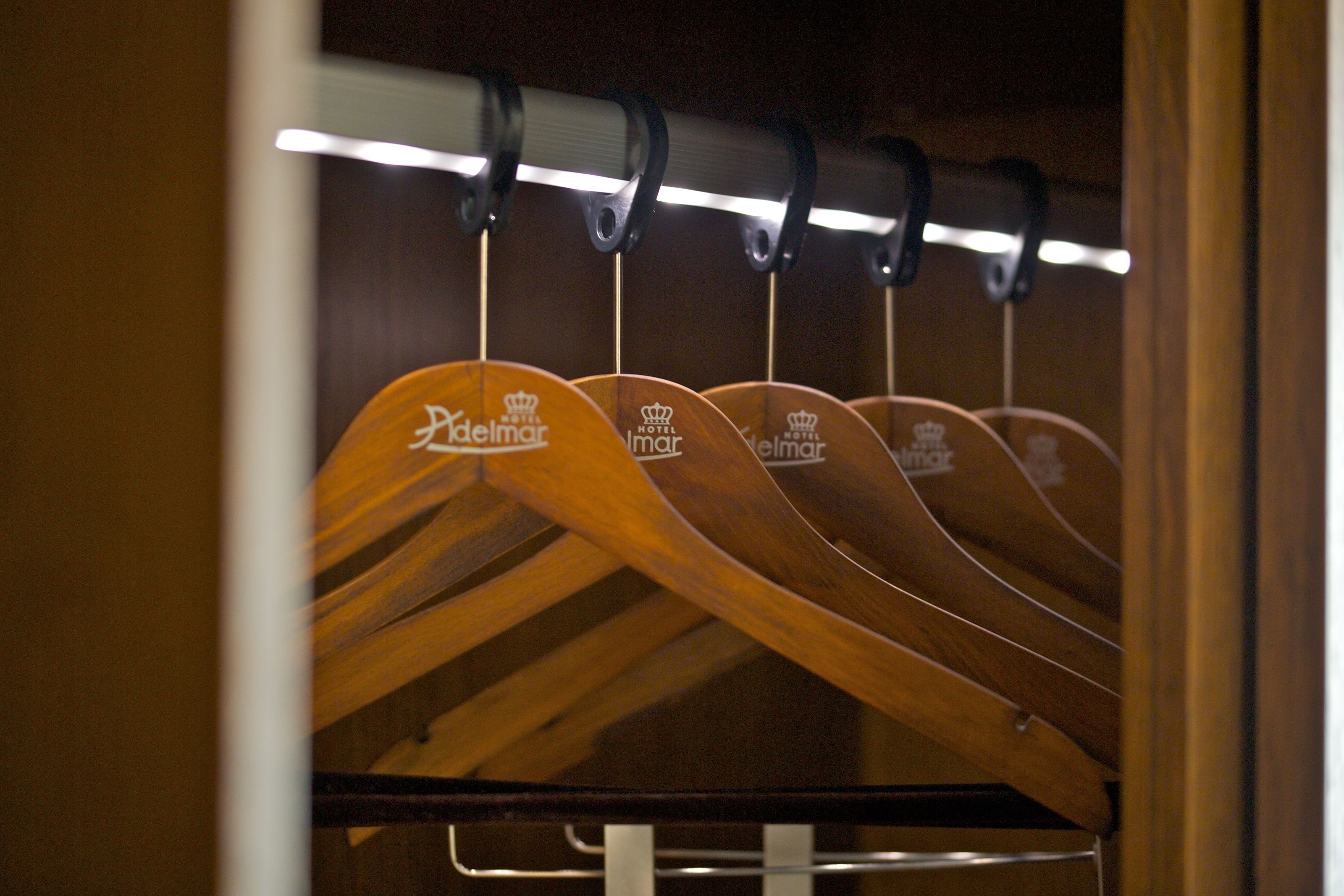 deluxe single room | 1 bedroom, premium bedding, minibar, in-room safe