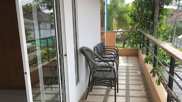 2 Bedroom Apartment | Balcon