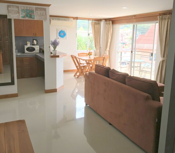 Living area - Taosha Suites (Kamala)