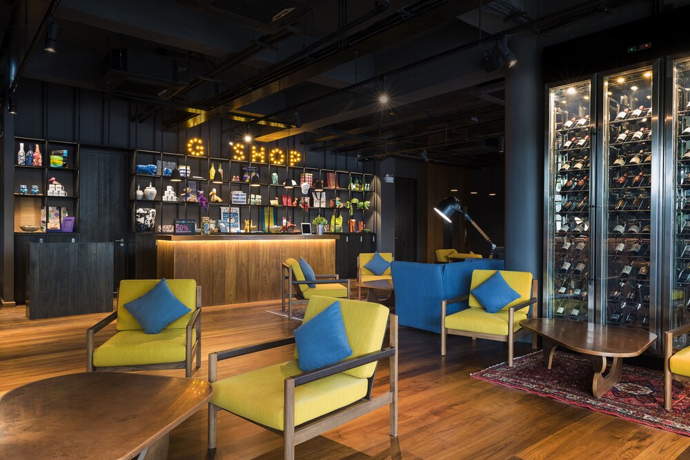 Hotel G Yangon by null