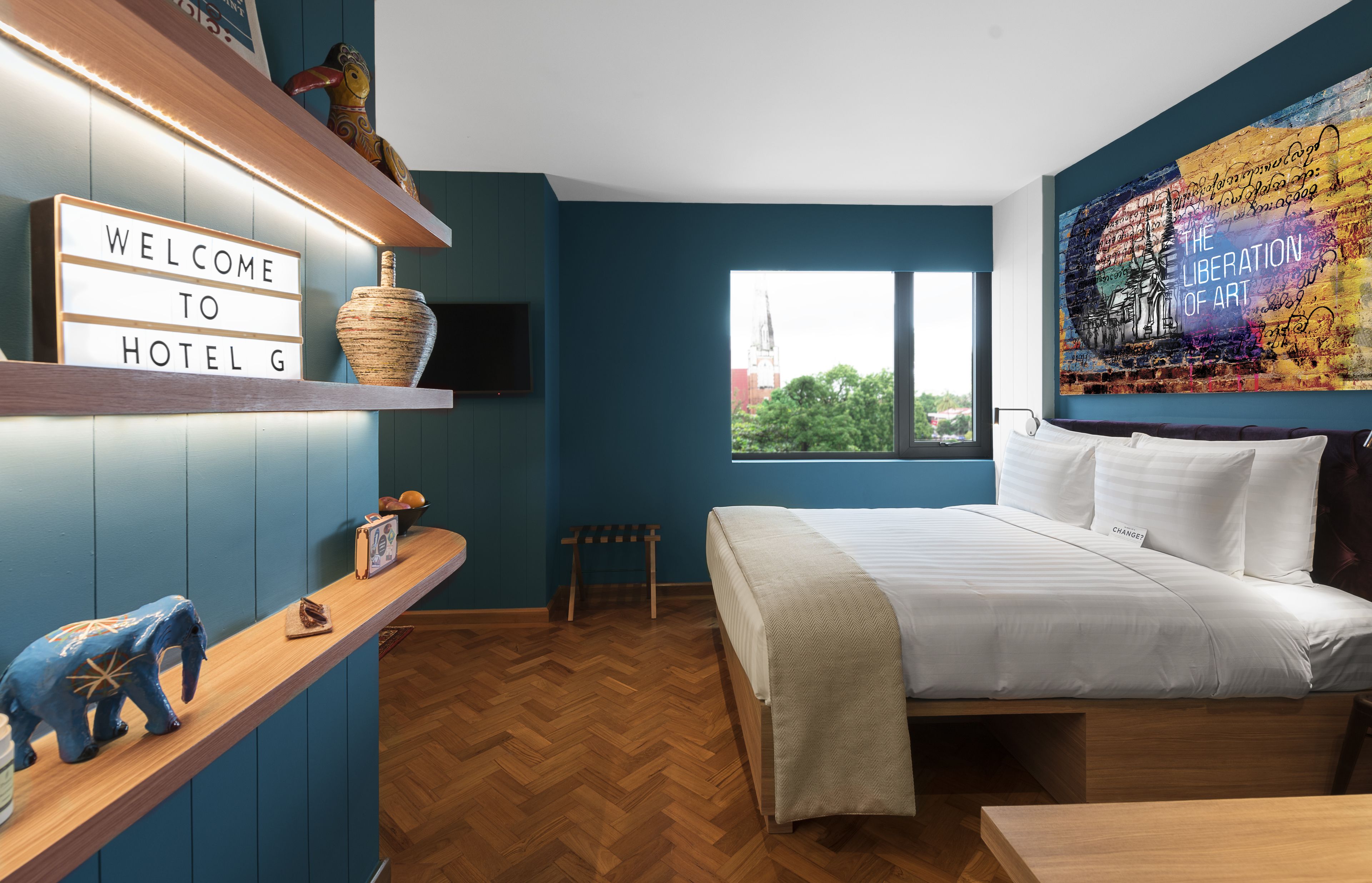 Caja de seguridad en la habitación, escritorio y cortinas blackout 