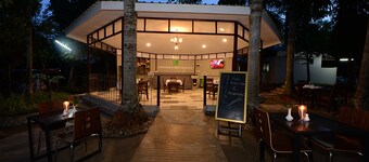 Min Nandar Garden Hotel