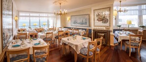 Free daily buffet breakfast - Strandhotel Monbijou (Sylt)