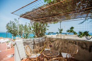 Standard Studio, 1 Double Bed, Kitchen, Oceanfront | Terrace/patio