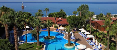 2 outdoor pools, pool umbrellas, sun loungers