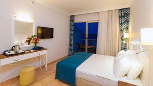 Minibar, in-room safe, desk, cribs (free) - Kamer Motel (Manavgat)