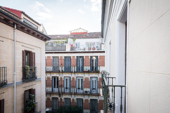 View from property - Hostal Carracedo (Madrid)