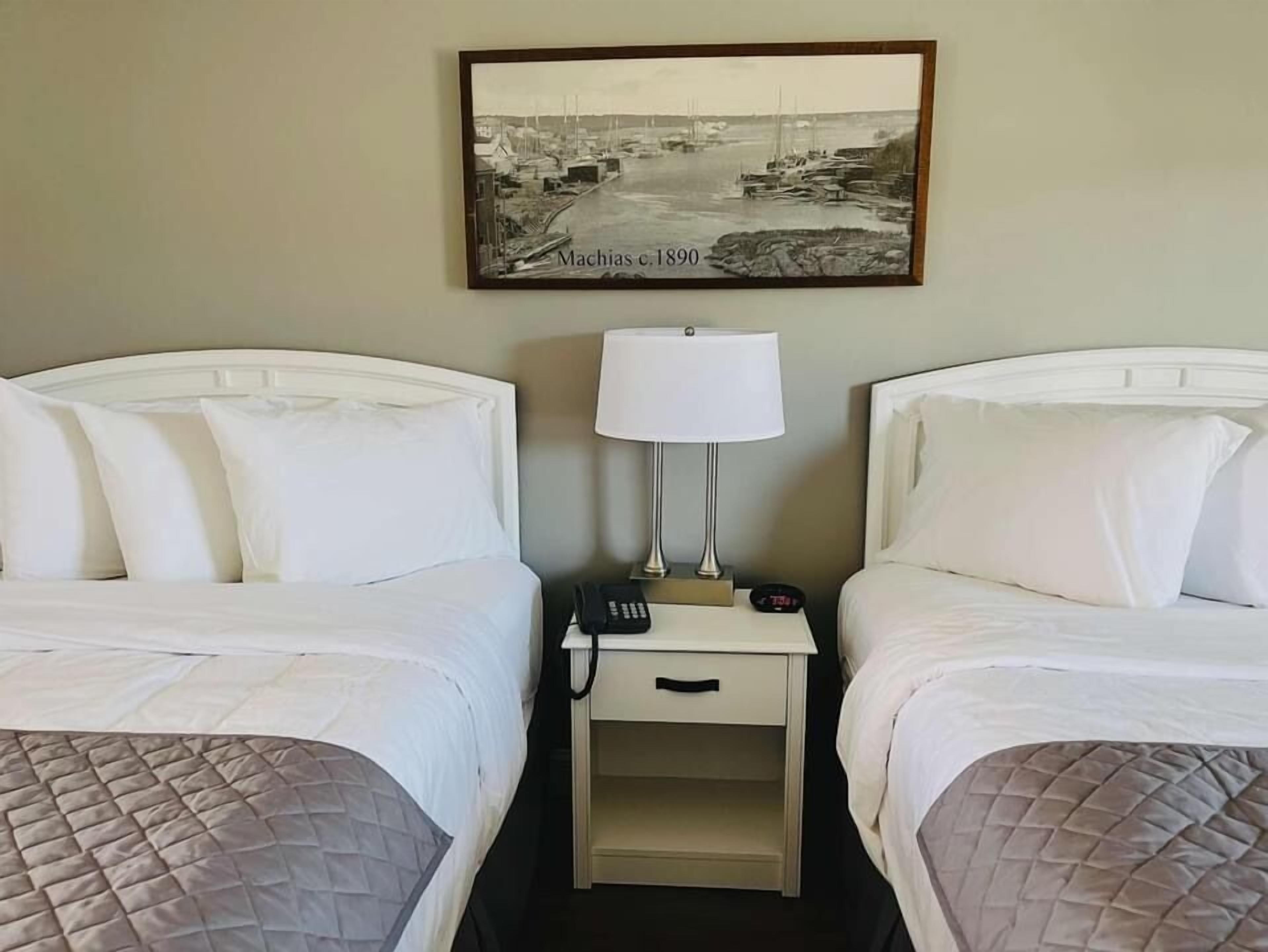 blackout curtains, free wifi, bed sheets