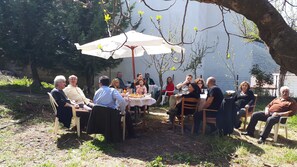 BBQ/picnic area - Villa Artemis (Kalamata)