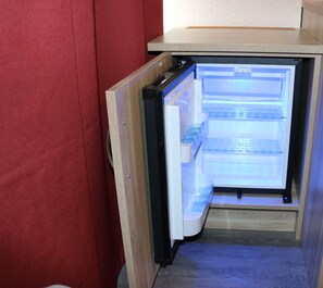 Minibar - Hotel Paris (Düsseldorf)