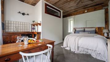 Studiosuite, 1 Queen-Bett, Kochnische, Gartenblick (A) | Eigene Kochnische