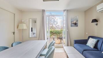 Soundproofing, cots/infant beds, free WiFi, bed sheets