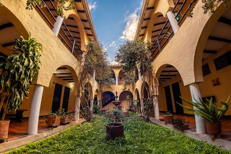 Interior detail. Hotel Termales El Batán