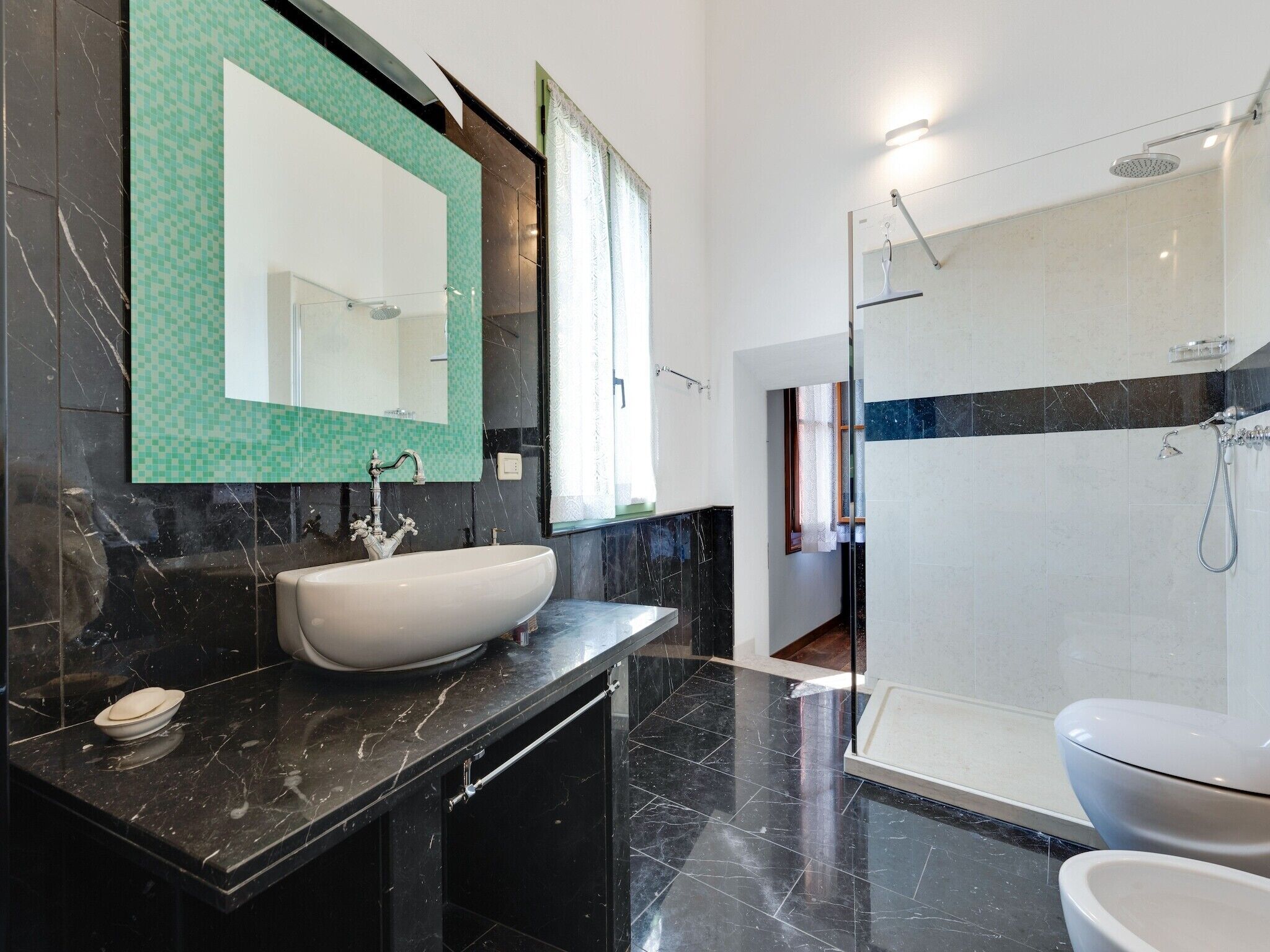 Badewanne, Bidet