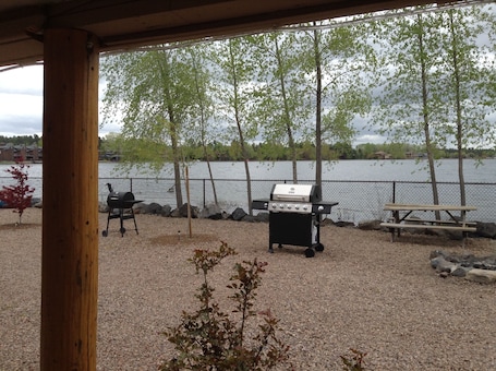 BBQ/picnic area