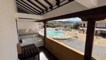 Suite, 1Â King-Bett | Terrasse/Patio