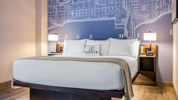 Roupas de cama premium, escrivaninha, ferros/tábuas de passar roupa