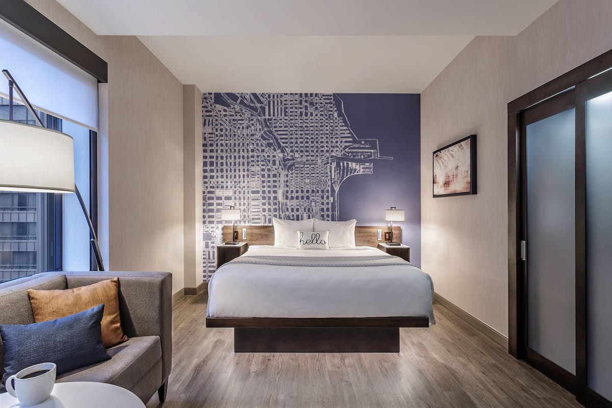 Suite, 1 King Bed, Non Smoking