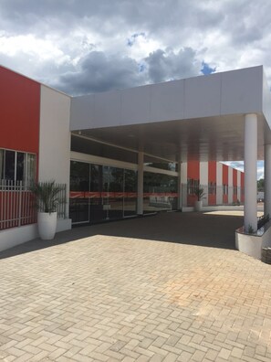 Bagian depan properti