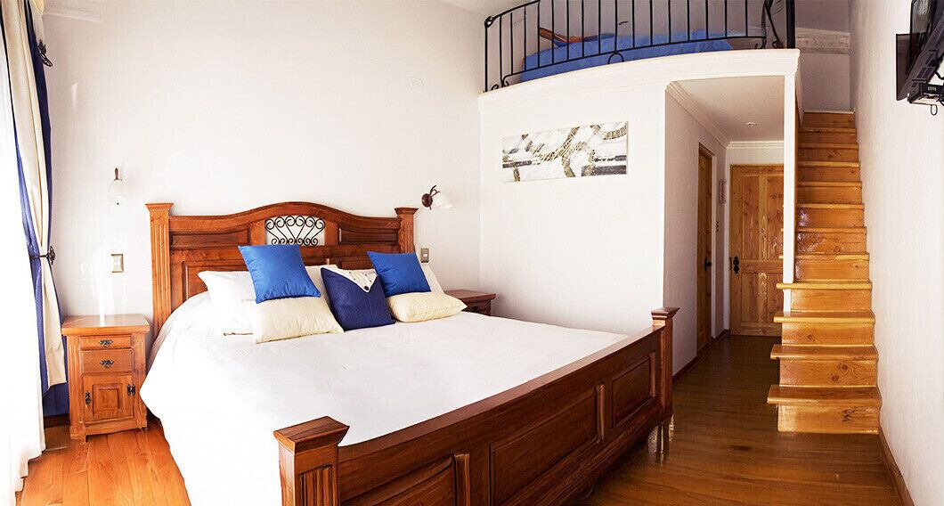 Standardværelse til 3 personer - flere senge - balkon | Premium-sengetøj, minibar, pengeskab på værelset, skrivebord