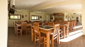 Tägliches inbegriffenes Frühstücksbuffet