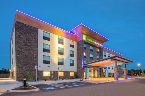Holiday Inn Express & Suites Camas - Vancouver by IHG